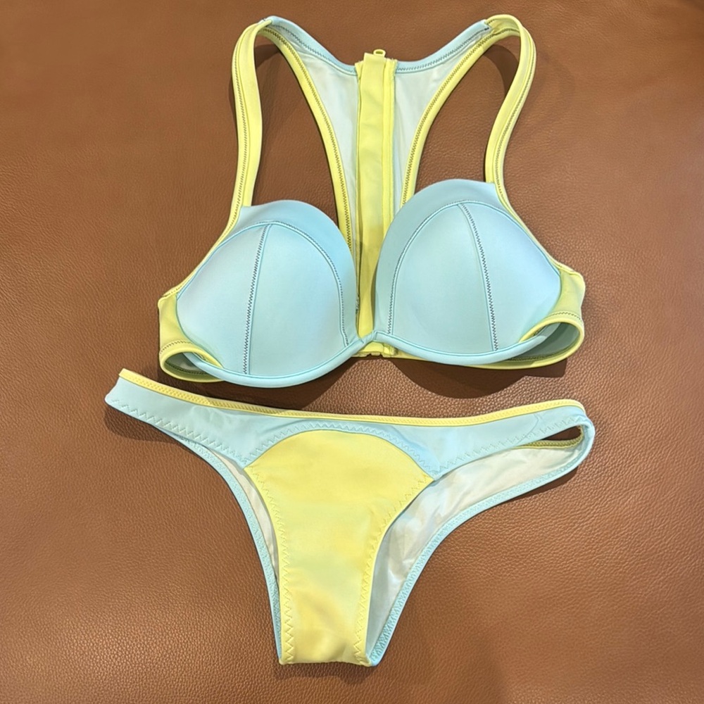Victoria Secret Bikini Set - 36D